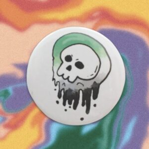 Skull pin (different colors)